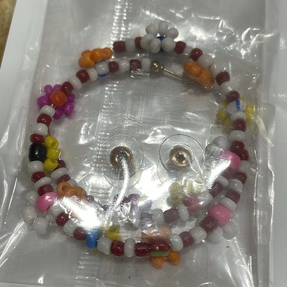Zara Colorful Beaded Flower Hoop Earrings - Picture 4 of 11